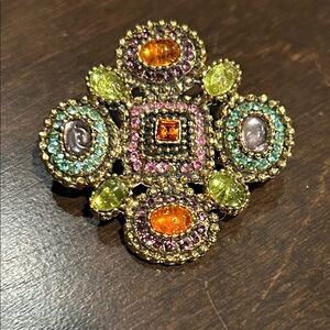 Pocci Paris brooch
